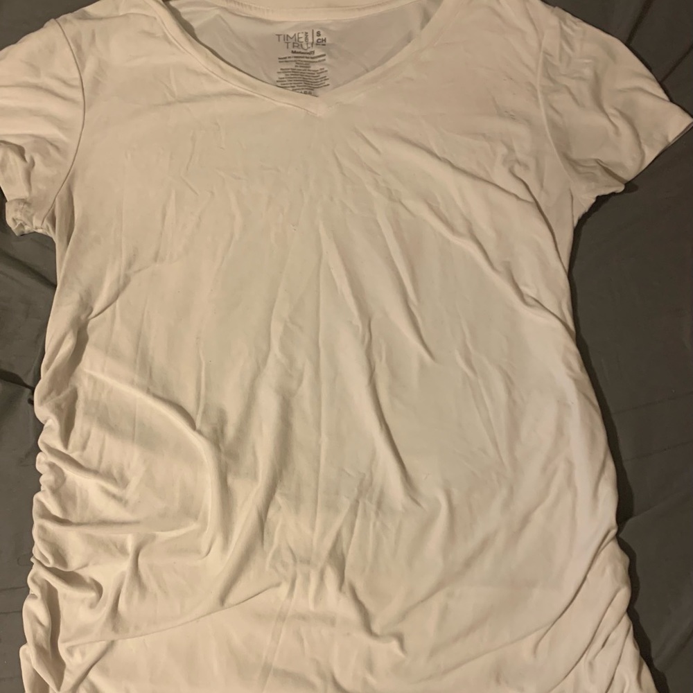 (SOLD) All white maternity shirt!